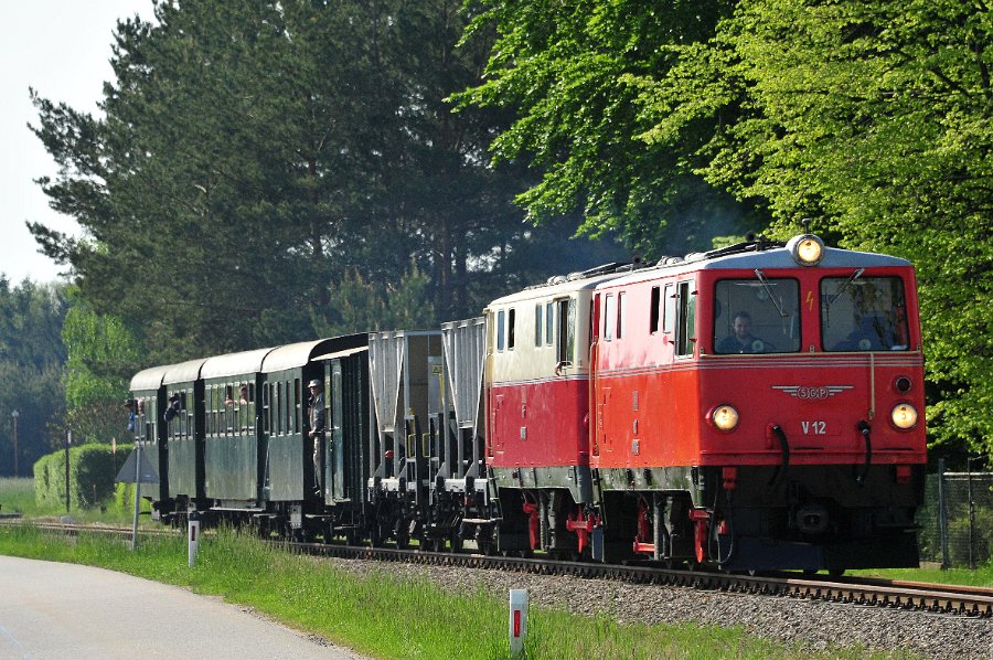 NÖVOG V5 und V12 Doppeltraktion 06
